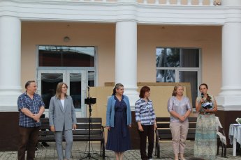 Презентация сборника стихов поэтов города Нижнеудинска "ДОРОГА ДОМОЙ"