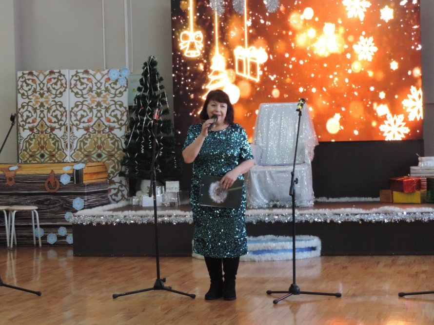 Новогодний концерт для ветеранов.